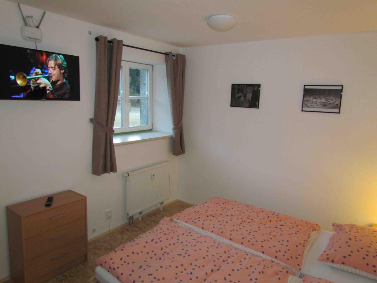 Dopravna Alžbětín Zelezna Ruda Exterior foto