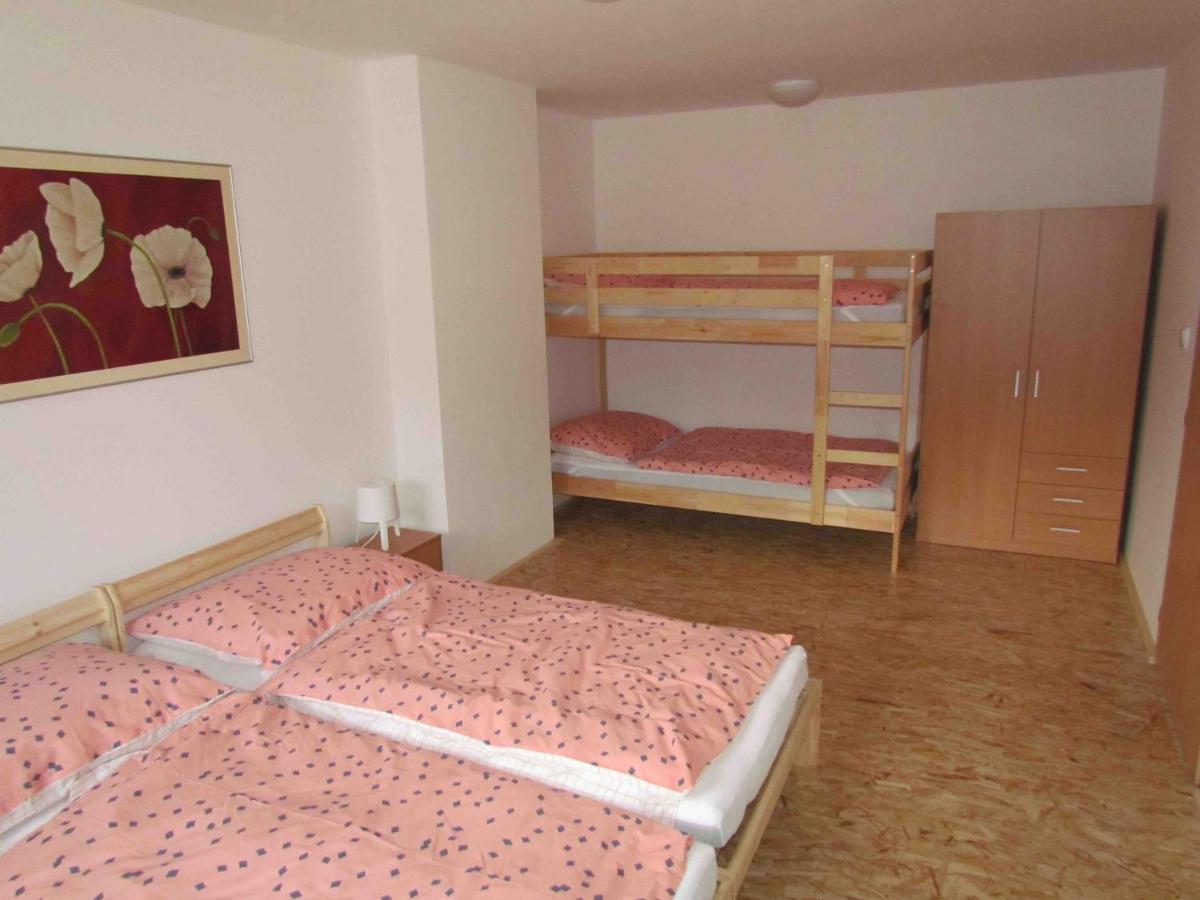 Dopravna Alžbětín Zelezna Ruda Exterior foto
